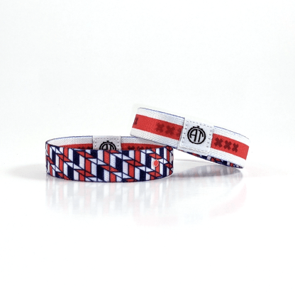 Added Time Outfitters – Product Shot – De Godenzonen 2-01