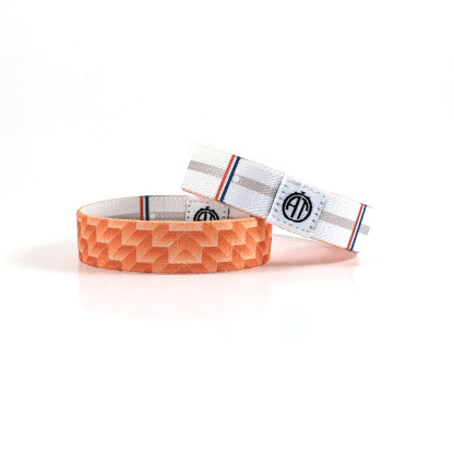 Added Time Outfitters – Product Shot – Oranje 1-01
