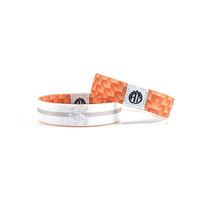 Added Time Outfitters – Product Shot – Oranje 2-01