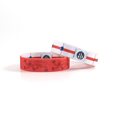 Added Time Outfitters – Product Shot – Three Lions 1-01