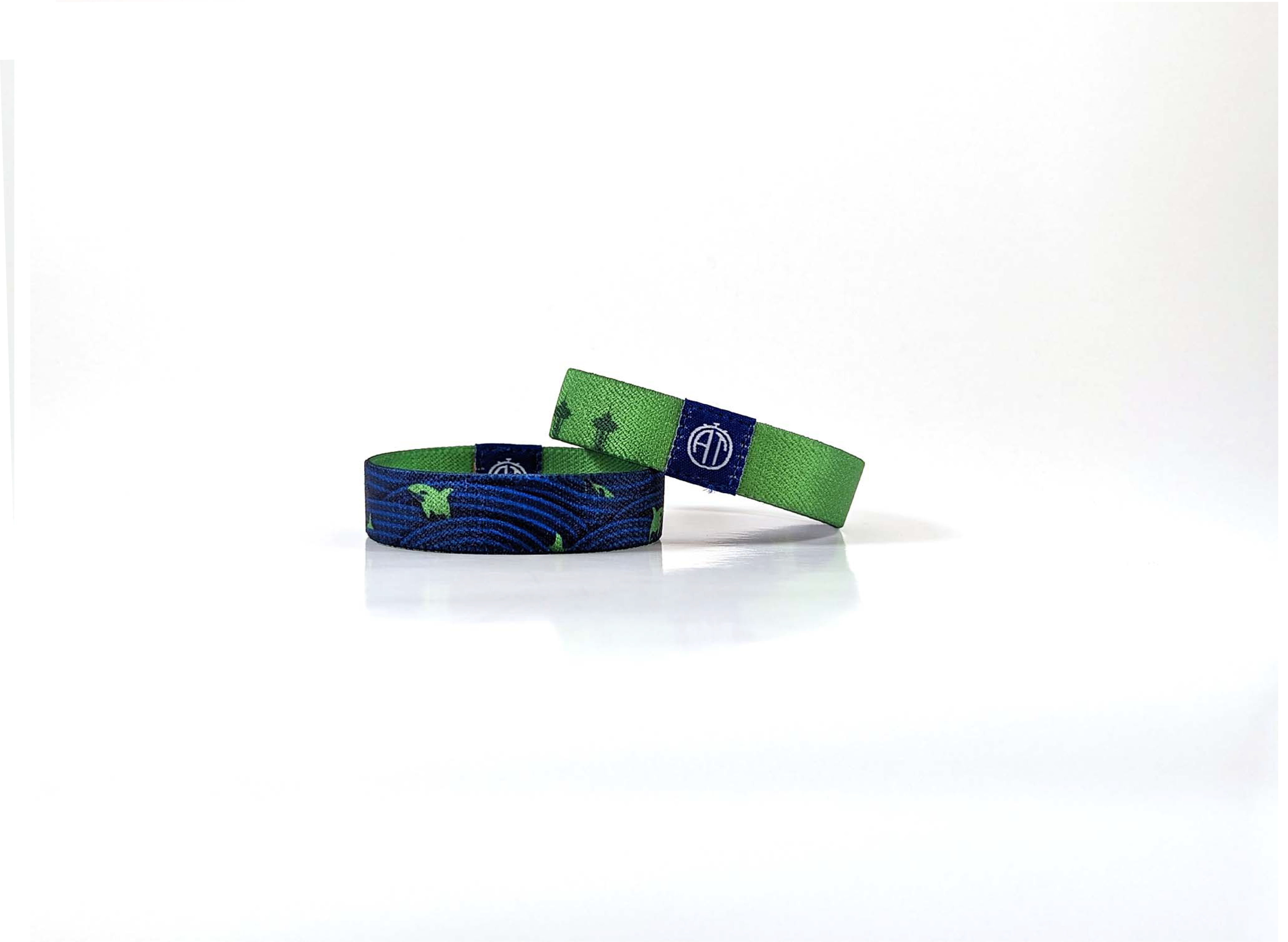 Added Time Outfitters – Product Shot – Cascadian Campeones 2